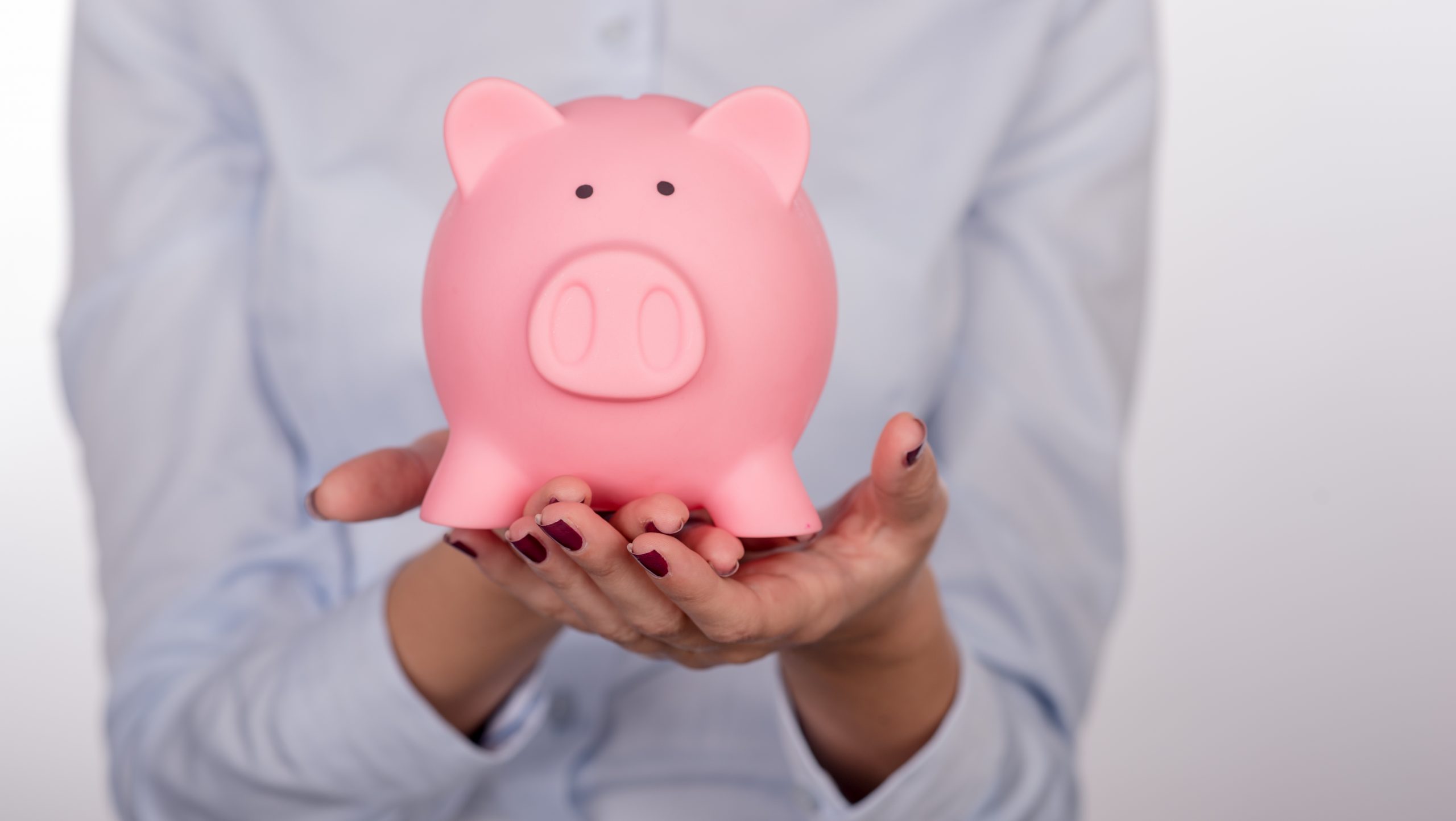 Entendendo a Pink Tax: o que é e como impacta o bolso do público feminino